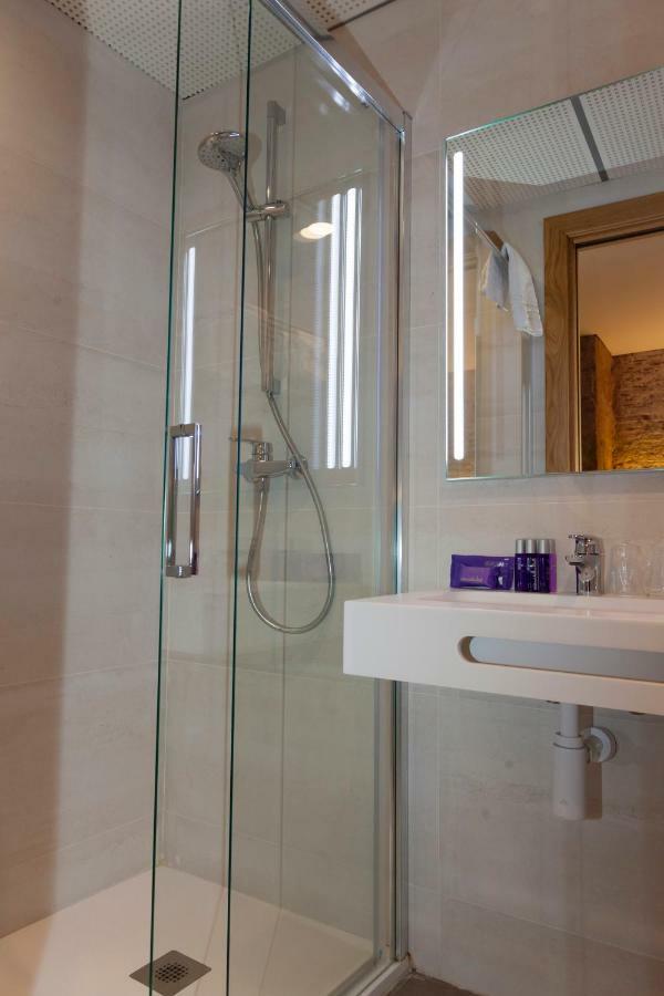 Guest house Paris Barcelona