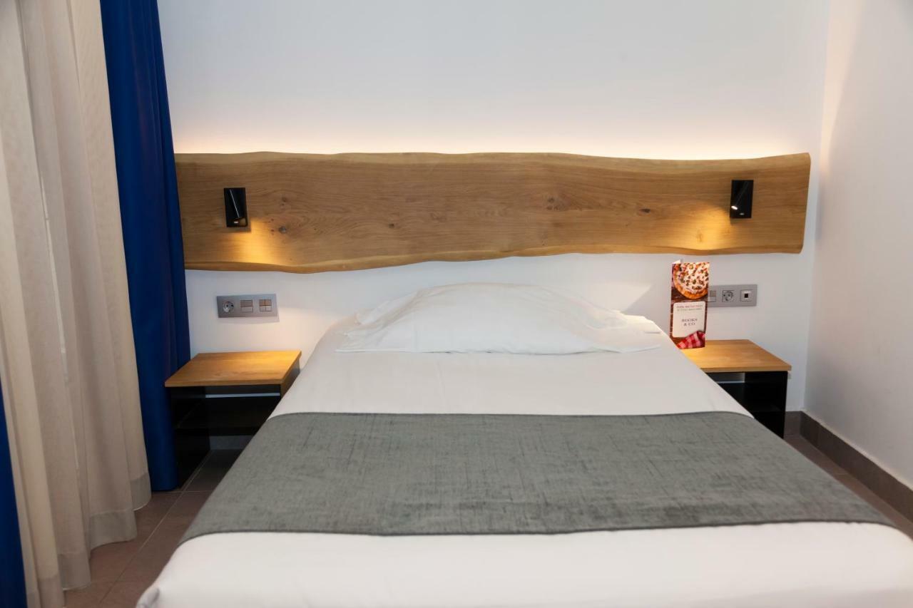 Guest house Paris *