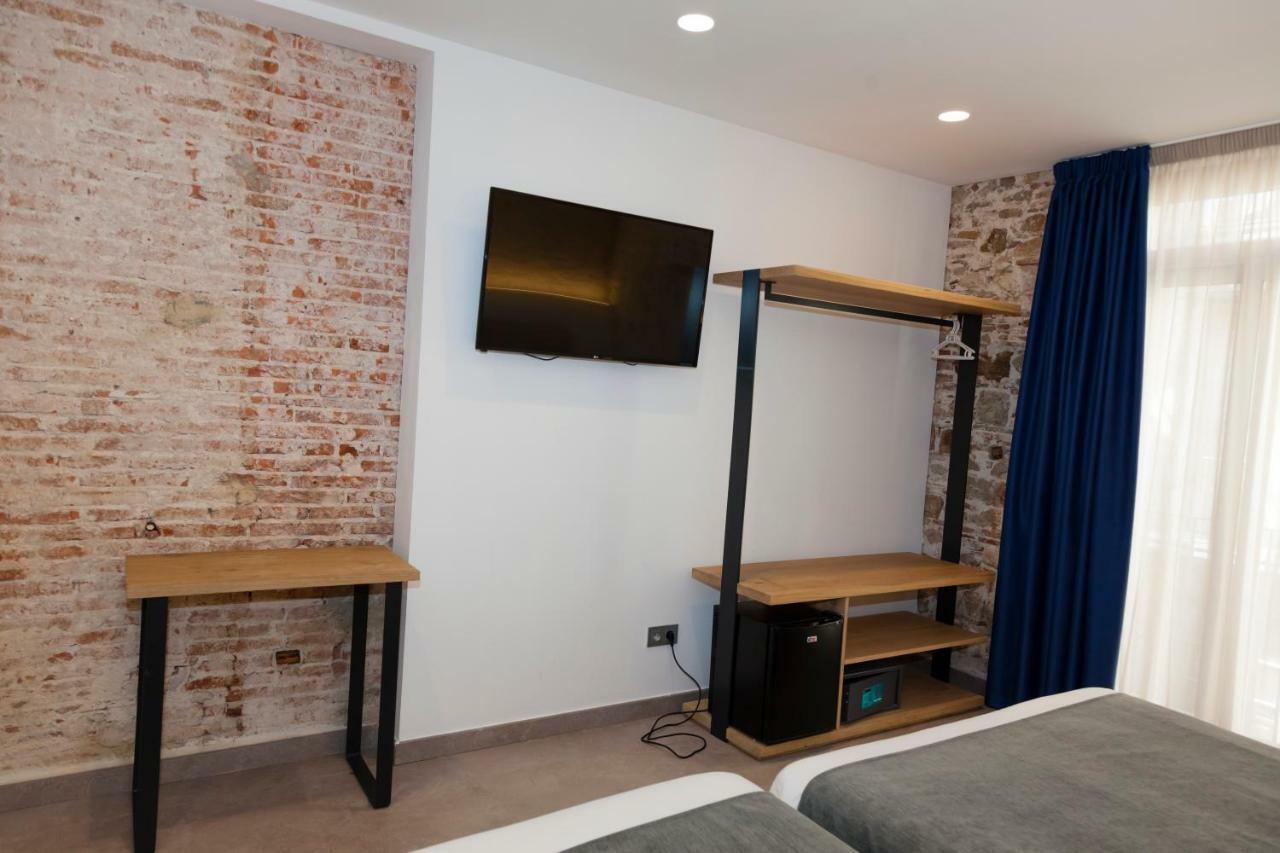 Paris Guest house *