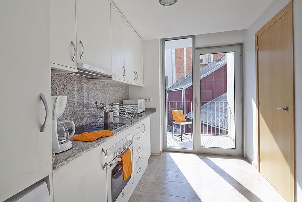 Apartment Charmsuites Paralel *