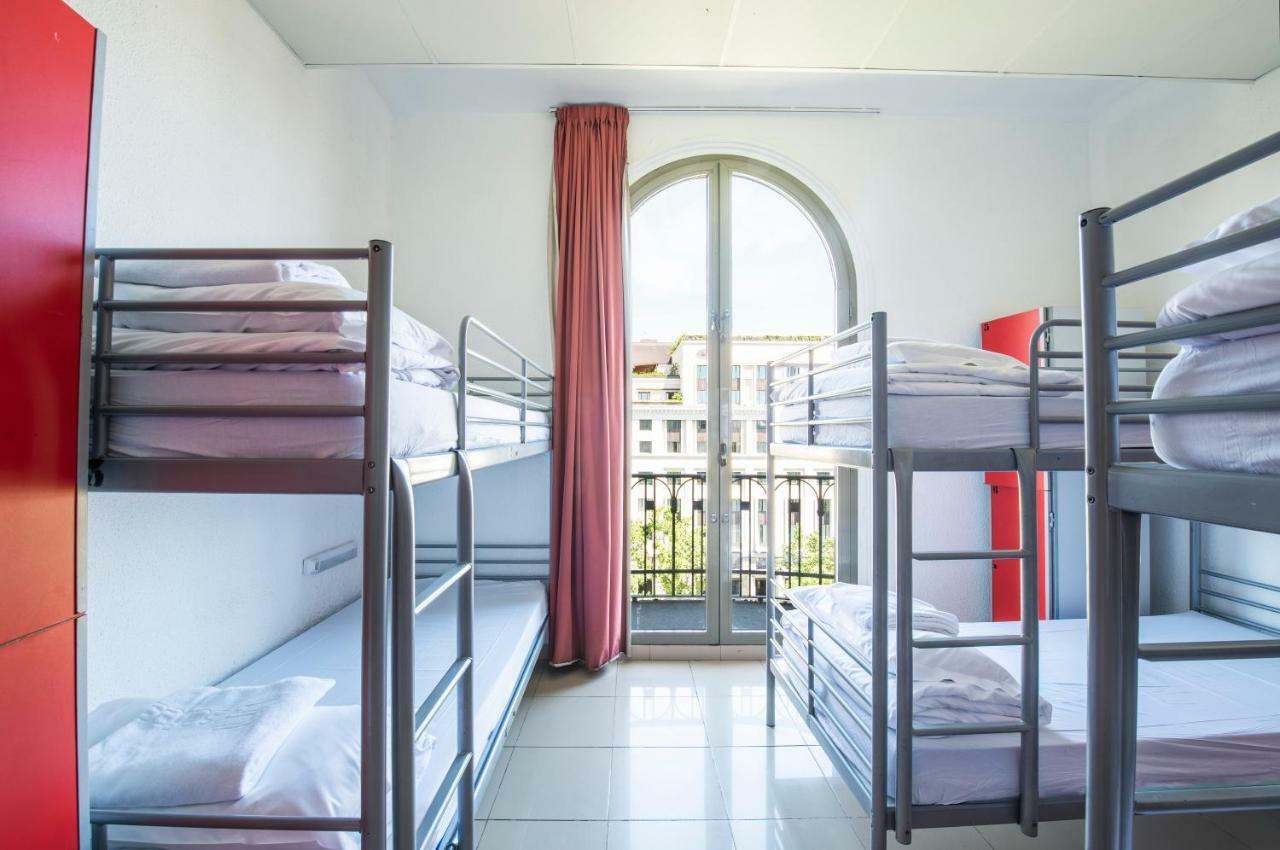 Hostal Safestay Passeig De Gracia (adults Only) *