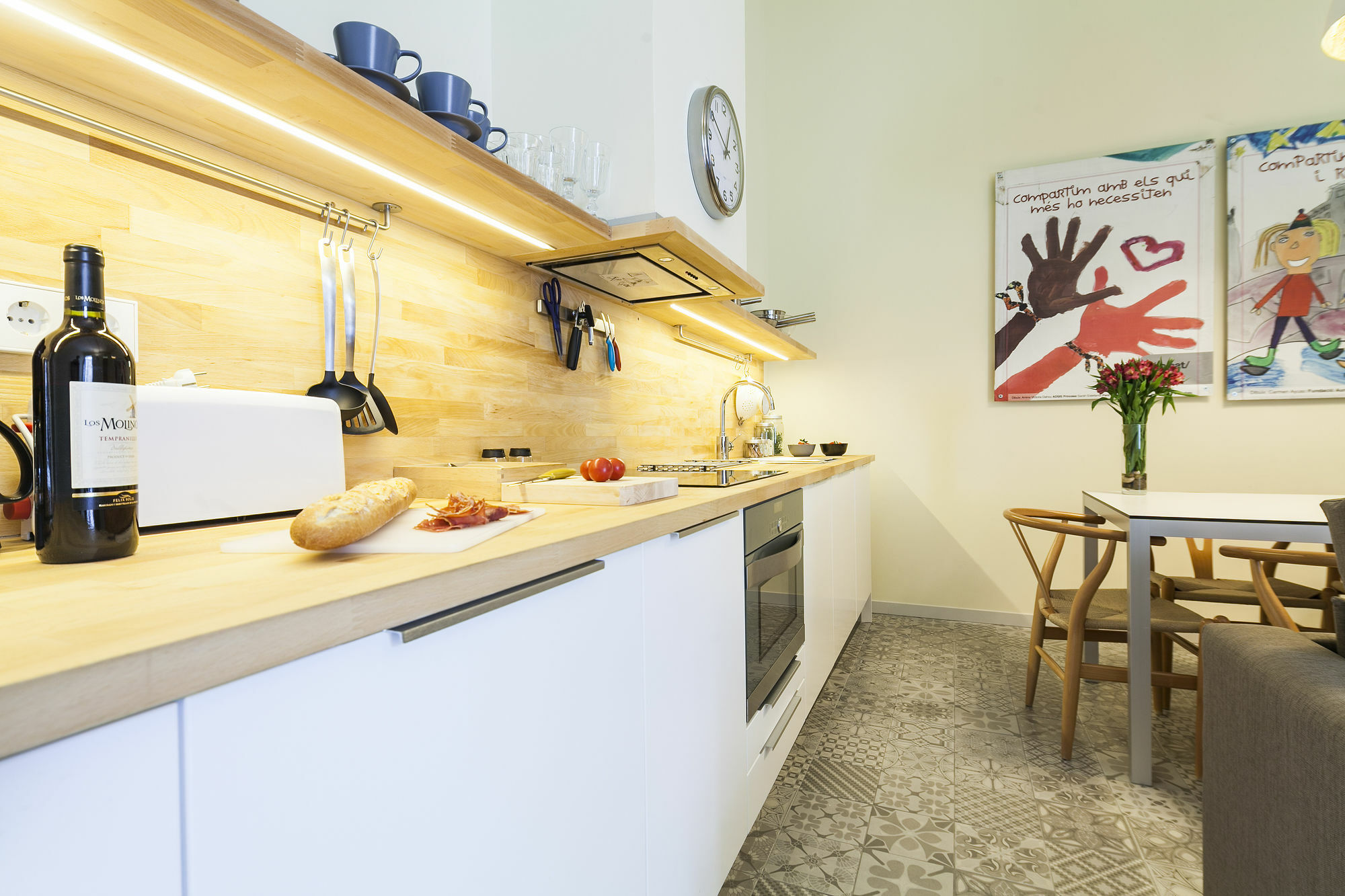 Uma Pau Claris Apartment *