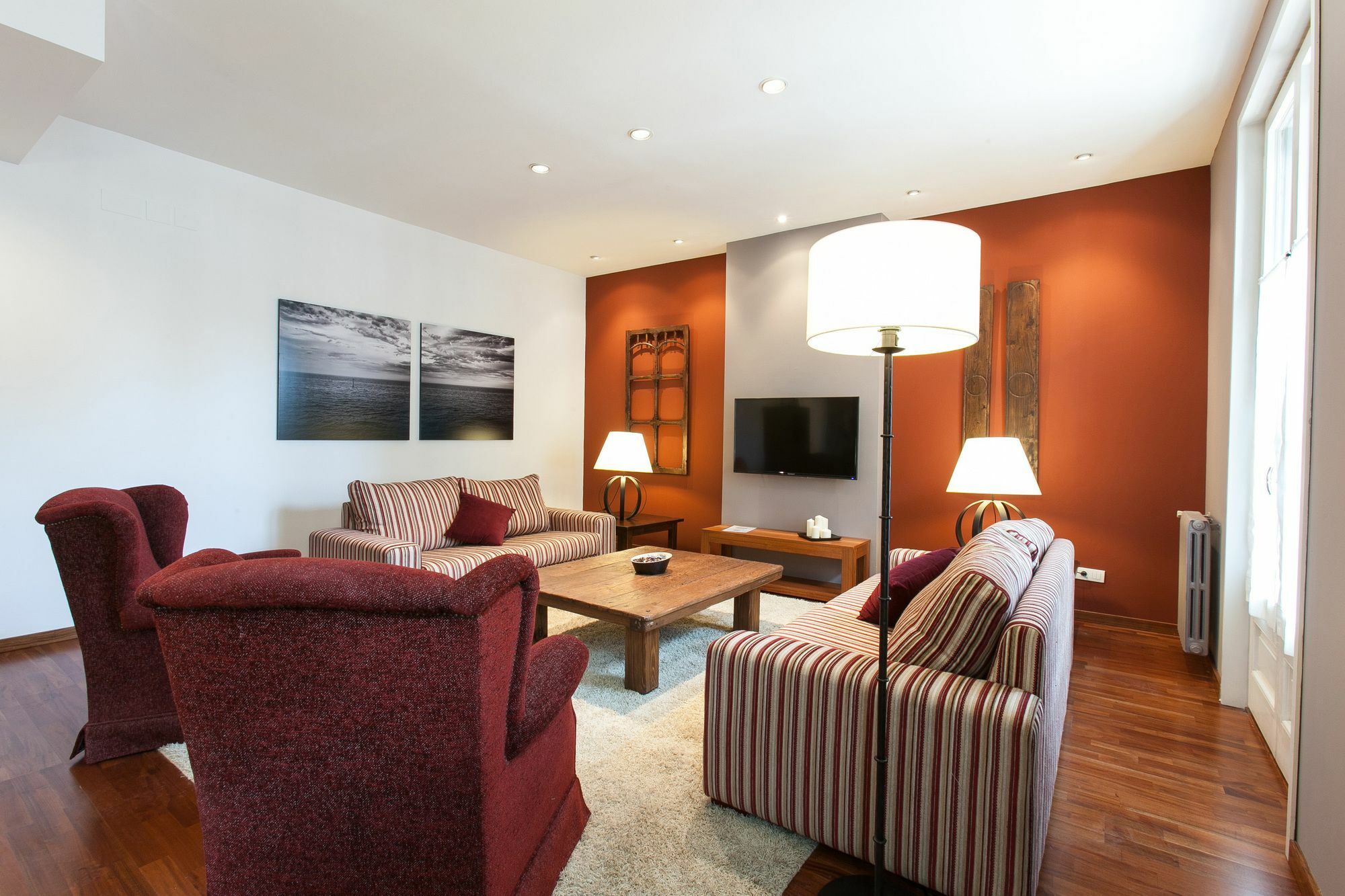 Serennia Ramblas - Placa Catalunya Apartamento *