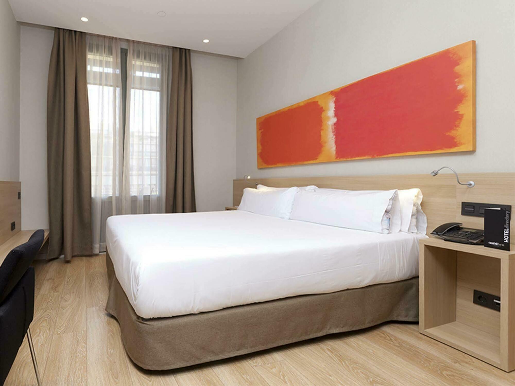 Ambit Hotel