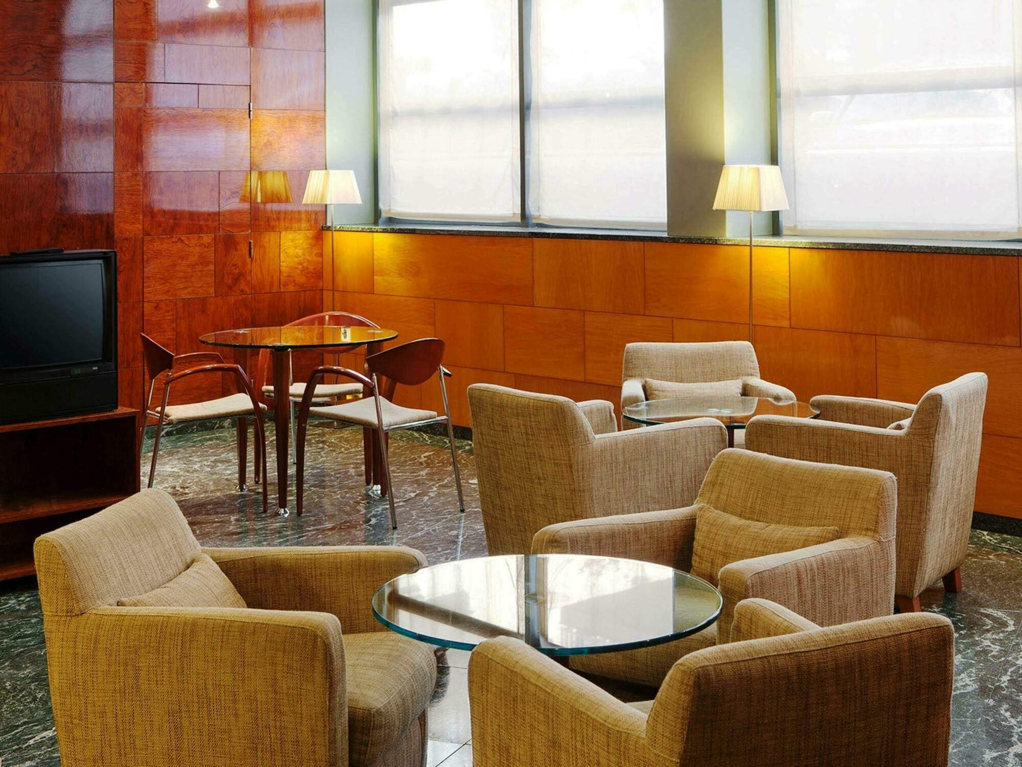 Hotel Nh Entenza Barcelona