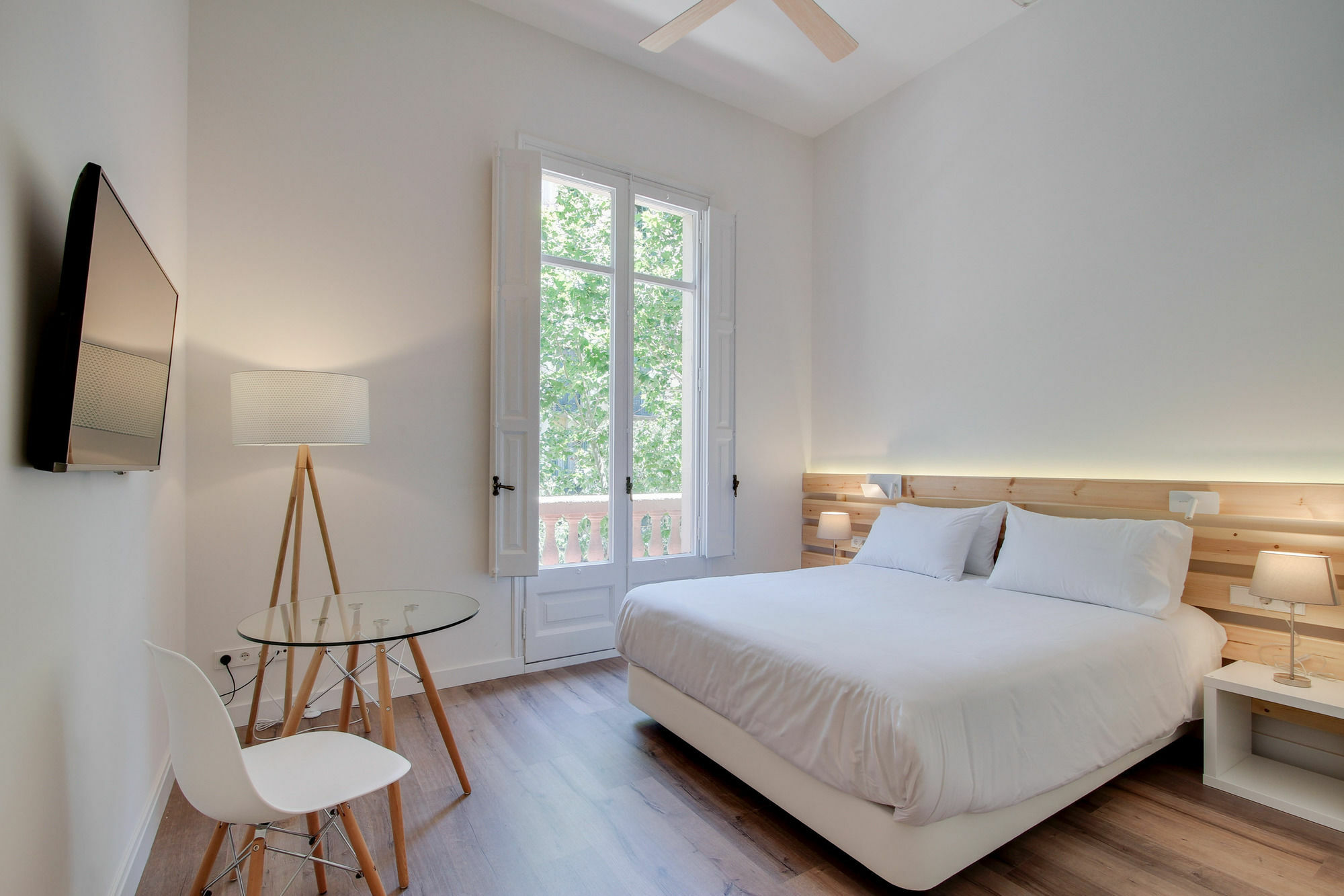 Principal B&bcn Bed and breakfast