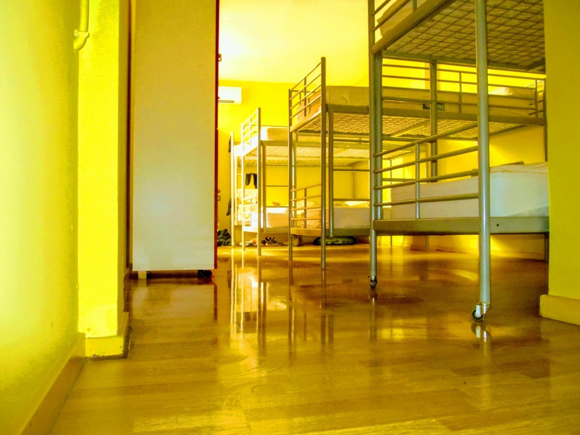 Onefam Les Corts * Barcelona