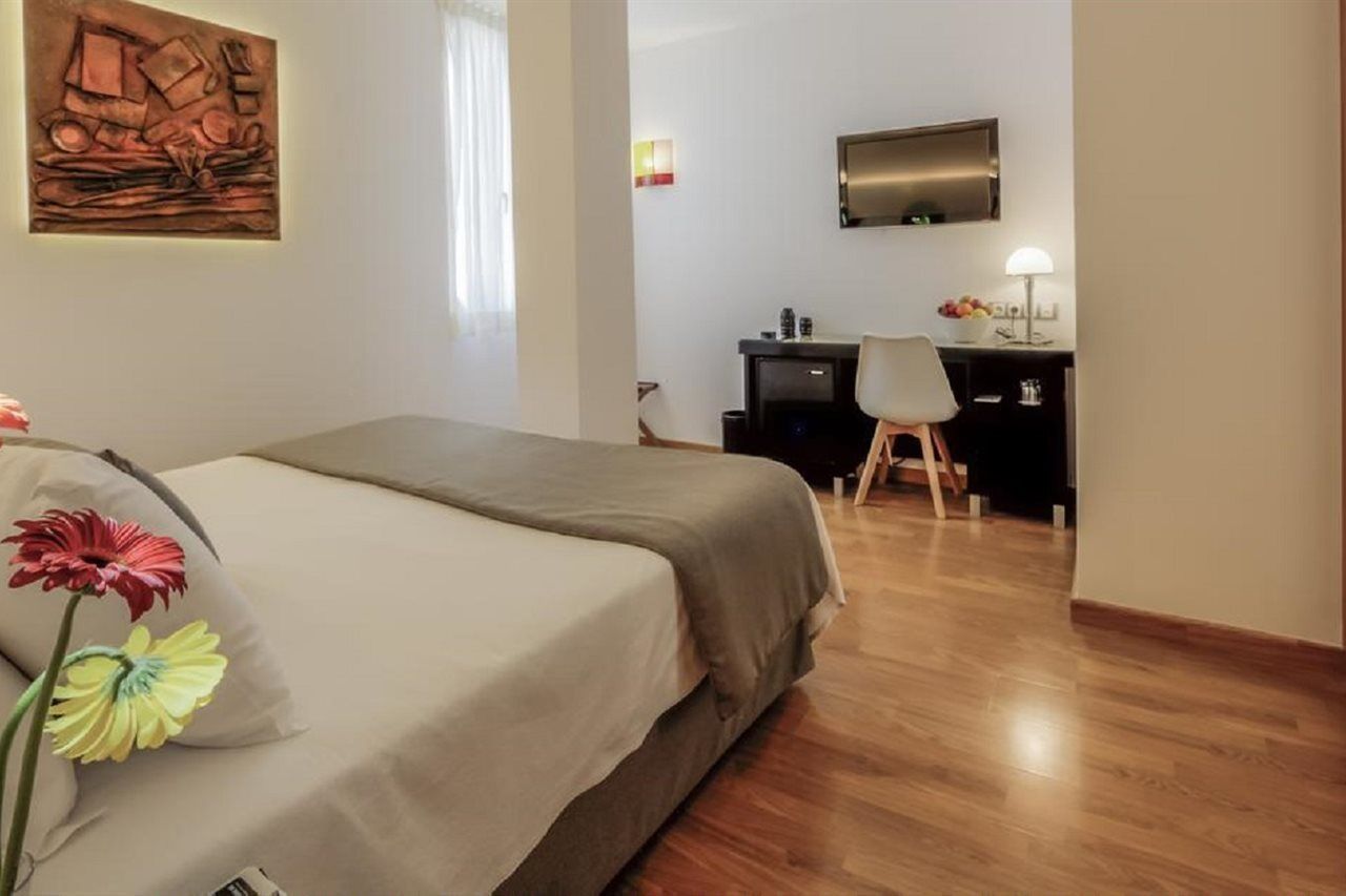 Evenia Rocafort 3* Barcelona