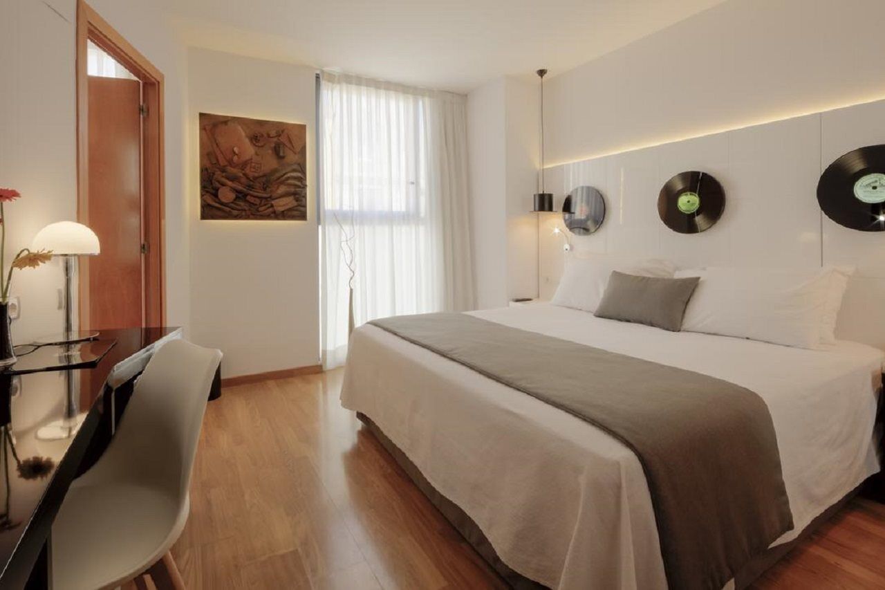 Evenia Rocafort 3*