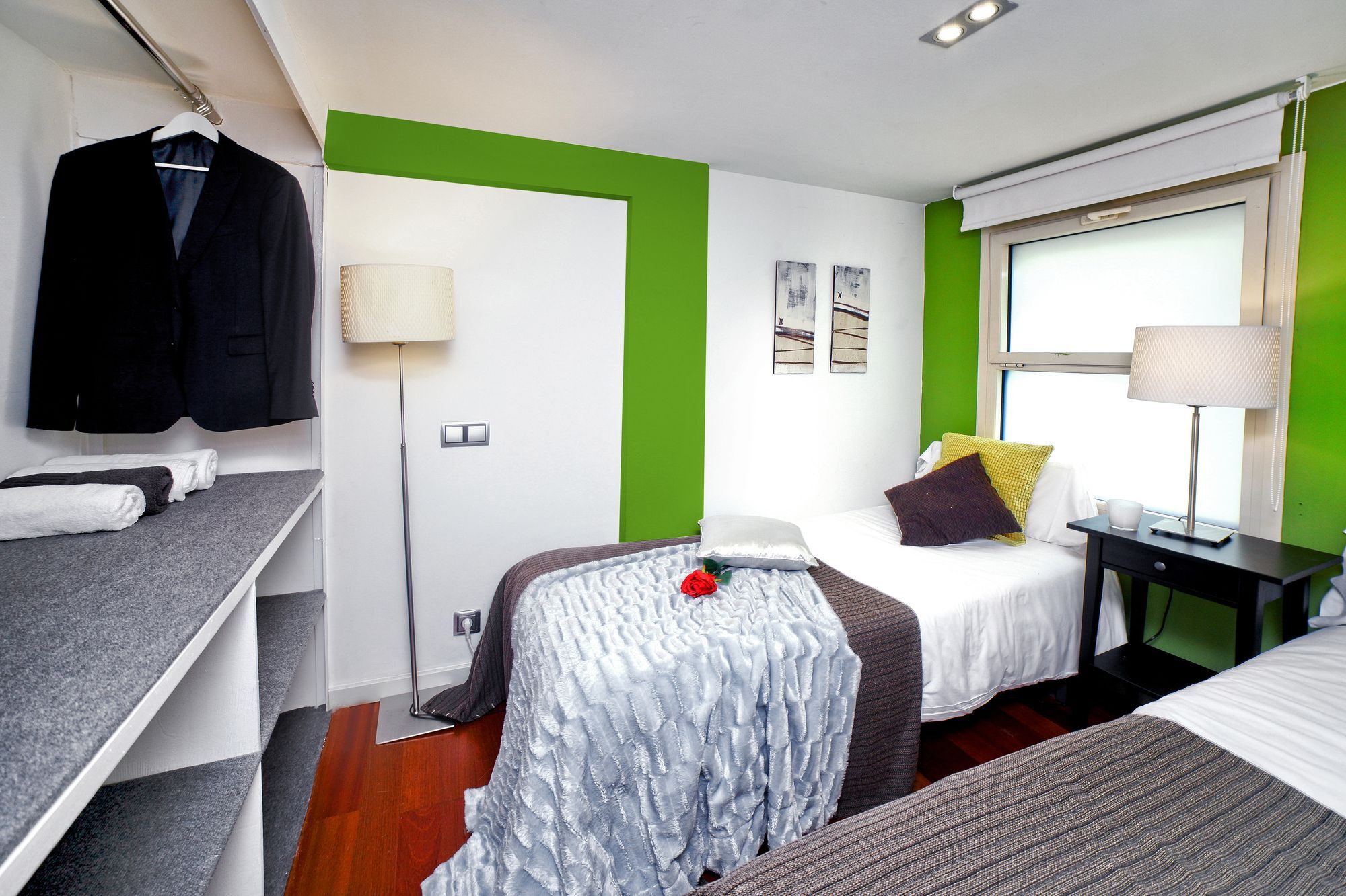 Victoria Center 1 Apartment *
