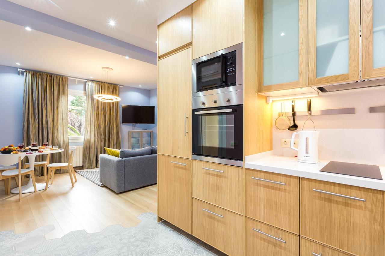 Three Bedrooms Apartamento