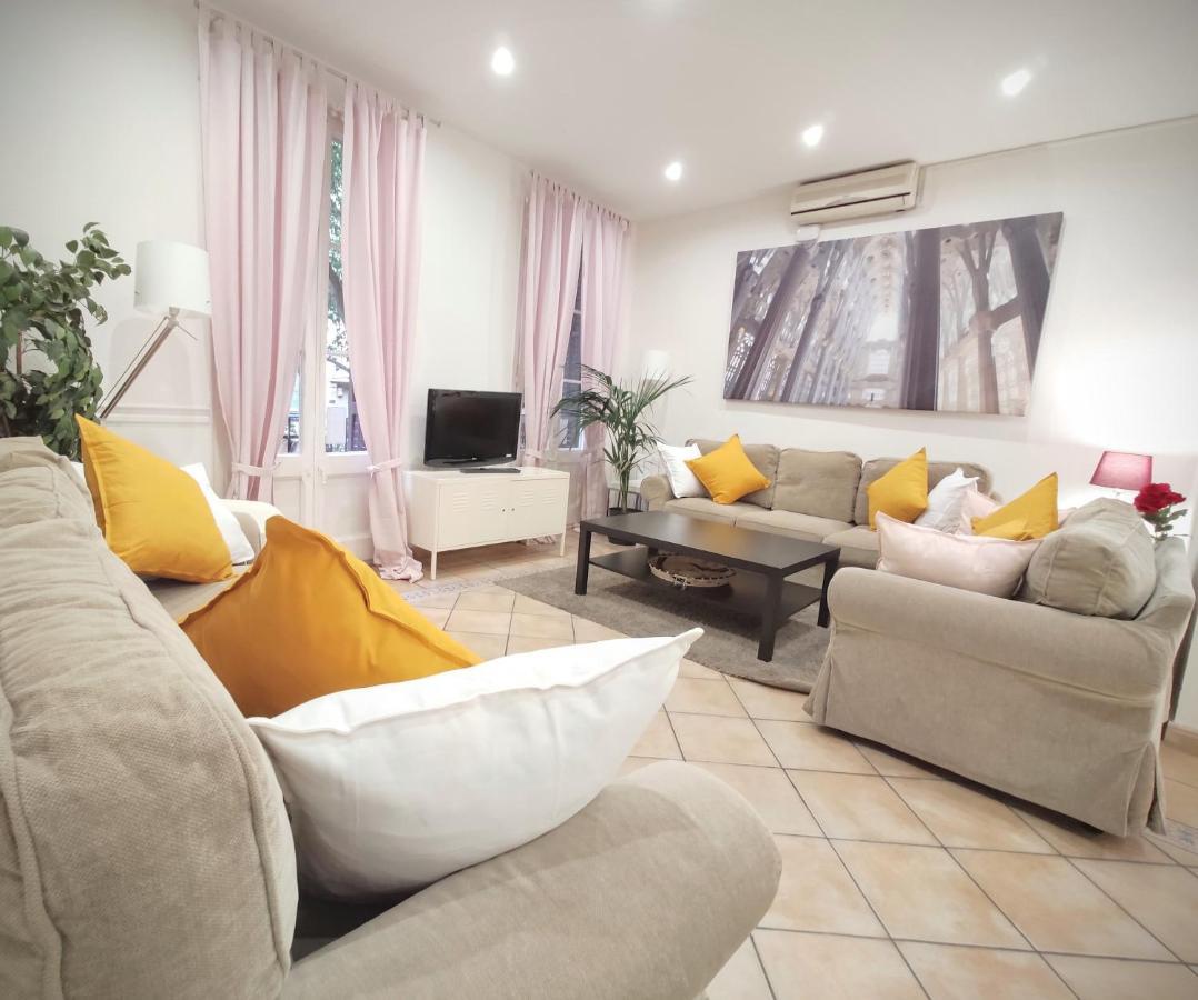 Espai Rocafort Apartamento *