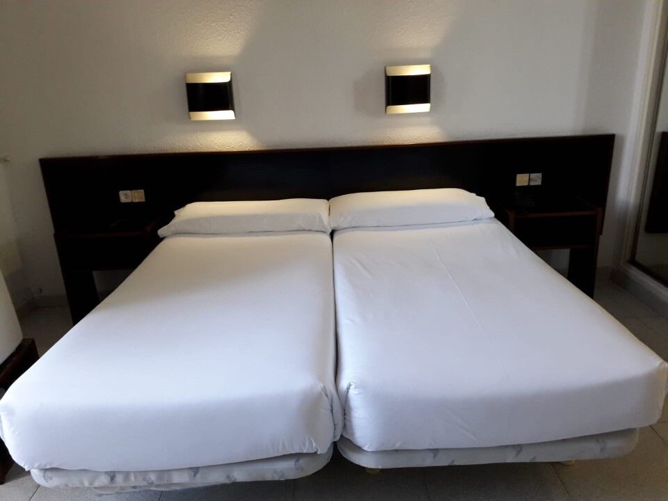 Monegal Hotel 2*