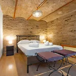 Modern apartment next to Sagrada Familia