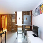 Modern apartment next to Sagrada Familia