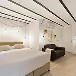 Ola Living Born