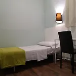 Hostal Lesseps
