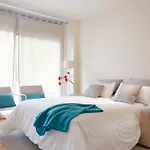 Sealona Beach Apartments