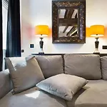 Stay U-Nique Apartments Carretes