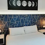 Hostal Laia By Gaiarooms