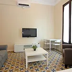 Girona - Modernist Apartments Next To Paseo De Gracia