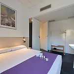 Hostal Mayerling Centro