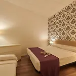 Hostal Mayerling Centro