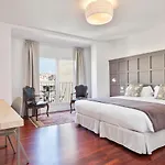 Milton House Gran Via