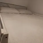 Mini House Loft 25M2 In Barcelona
