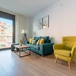 limehome Barcelona Carrer de Besalú 90