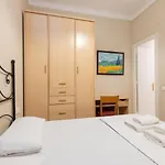 Aparteasy - Family 4-Bedroom Apartment