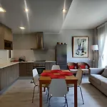 Fira Plaza España apartment