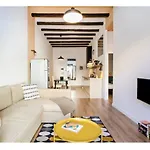Lovely design 4bed close to Sagrada Familia