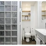 Lovely design 4bed close to Sagrada Familia