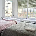 Casa En Barcelona Con Parrillero