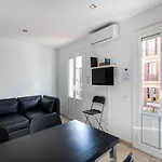 Nice Apartment In Gracia - Torrent De L\'Olla
