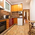 P2Ari1046 - Magnific 2Bed Apartment In The City Center