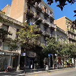 Barcelona Housing Student