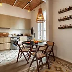 Nanay - Two Bedroom Apartment In Gracia