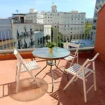 By Paseo De Colon Apartment