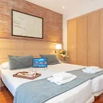 Serennia Cest Apartamentos Arc de Triomf