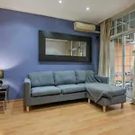 Renovated 4BD 2BTH with terrace in Plaza España