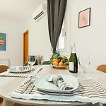 Comfortable 3Bd In Poblenou Next To The Beach Only For Families!