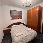 Room Familiar Sants Barcelona