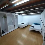 Habitacion Privada En La Rambla De Cataluna