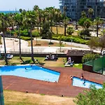 Unique Rentals-Seafront Luxe Suites