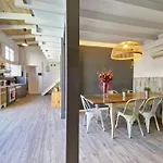 Casa Flor