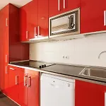 Aparteasy - Private Terrace, 3-Bedroom Apartment