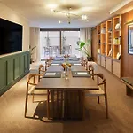 Via Sants Hotel Barcelona, Tapestry Collection By Hilton