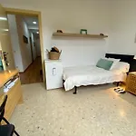 Barcelona Housing Student